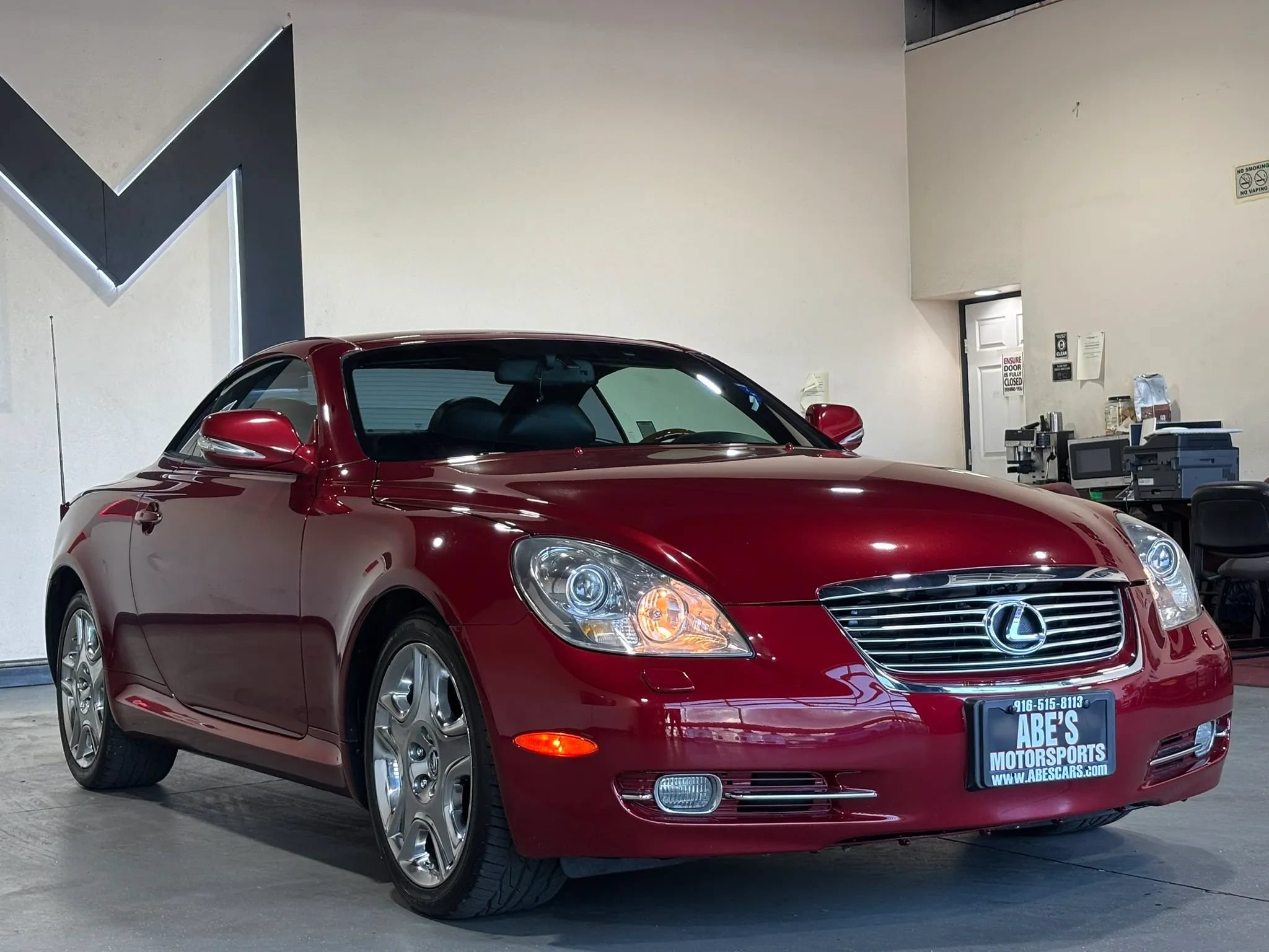 Used 2009 Lexus SC 430 Convertible RWD image 3