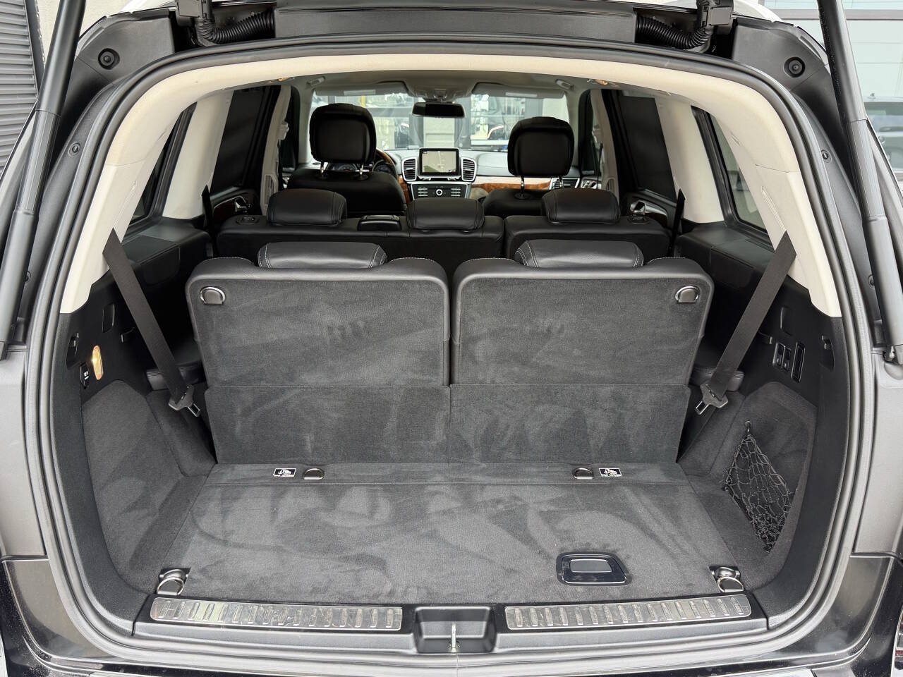 Used 2017 Mercedes-Benz GLS 550 4MATIC image 37