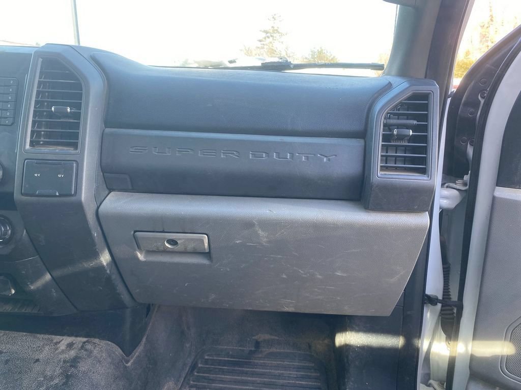 Used 2020 Ford F550 4x4 Regular Cab Super Duty w/ Power Equipment Group image 25