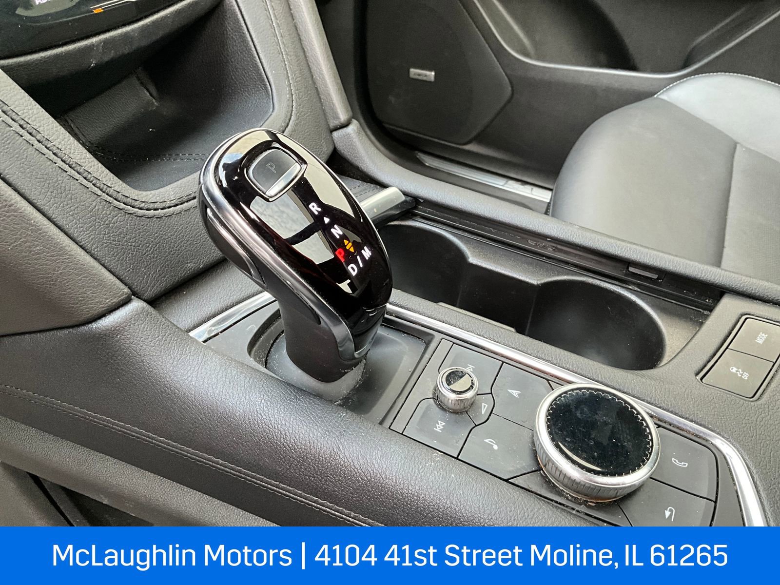 Certified 2022 Cadillac XT5 Premium Luxury w/ LPO, Floor Liner Package image 32