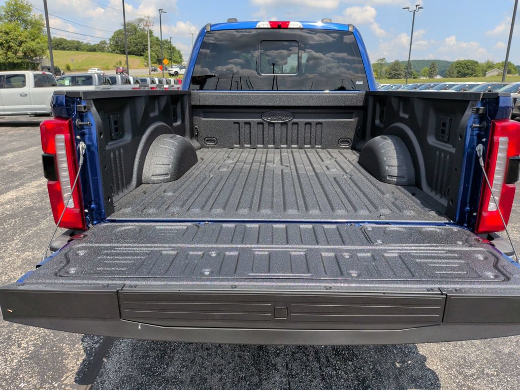 New 2026 Ford F250 XLT w/ XLT Premium Package AWD/4WD image 11