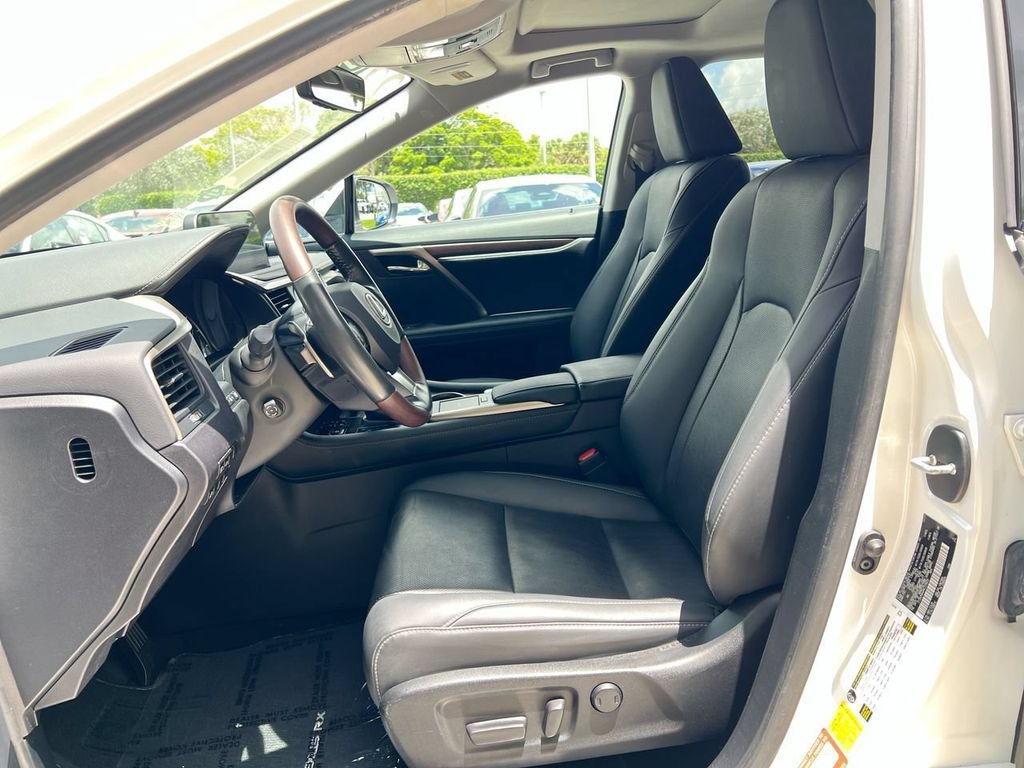 Certified 2022 Lexus RX 350 FWD w/ Premium Package image 12