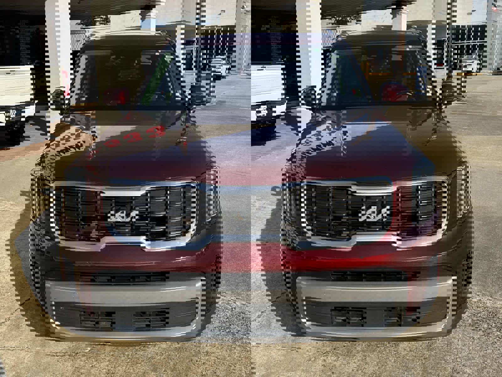 Used 2023 Kia Telluride S w/ S Sunroof Package image 3