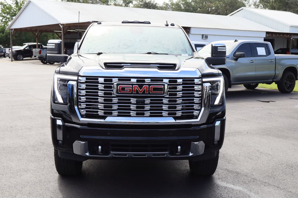 Certified 2024 GMC Sierra 3500 Denali w/ Denali Reserve Package AWD/4WD image 4
