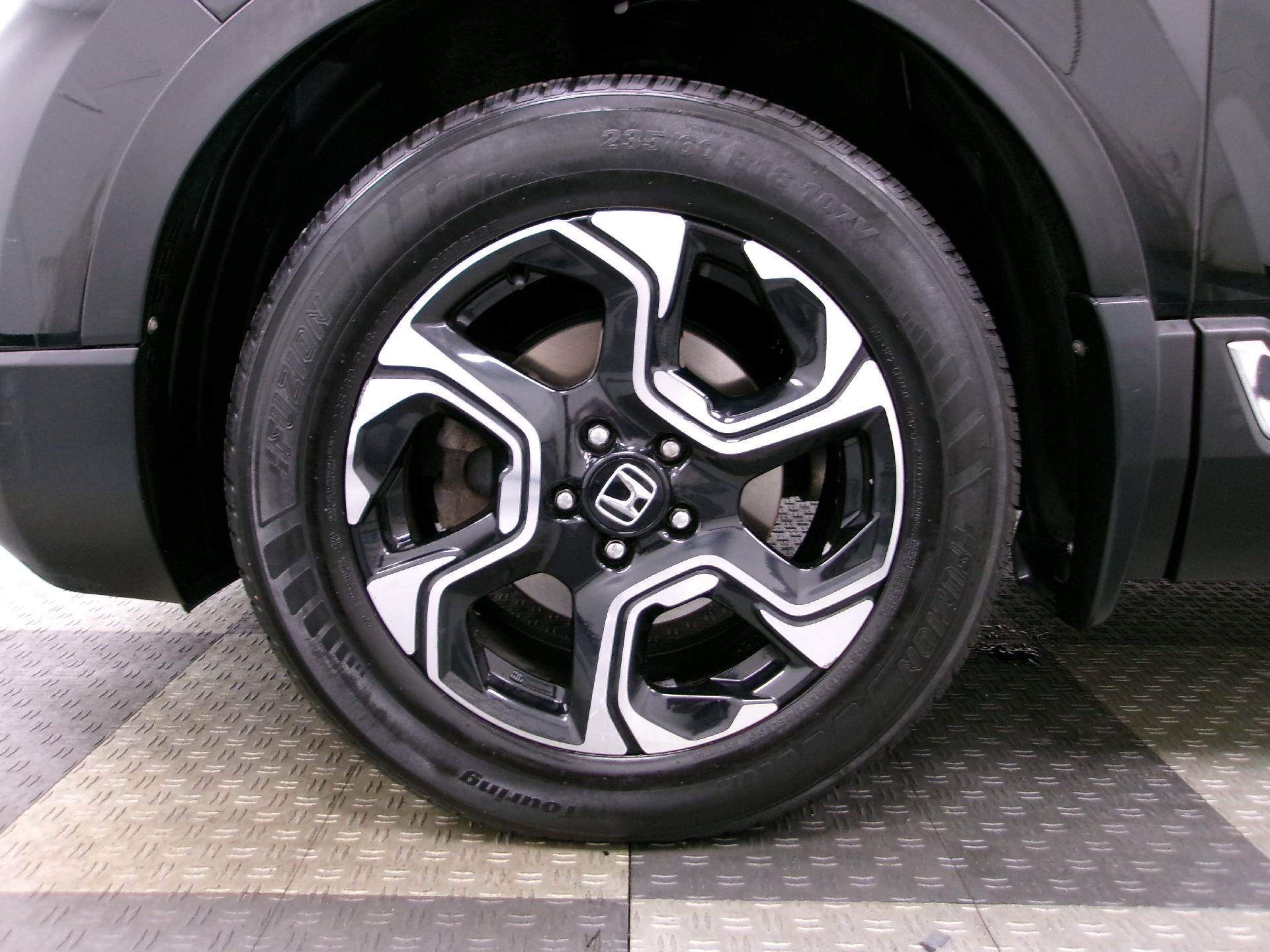 Used 2018 Honda CR-V Touring image 18