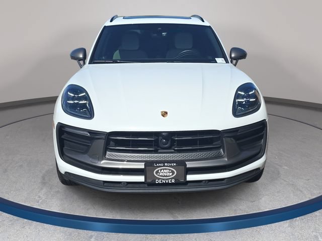Used 2024 Porsche Macan Turbo AWD/4WD image 3