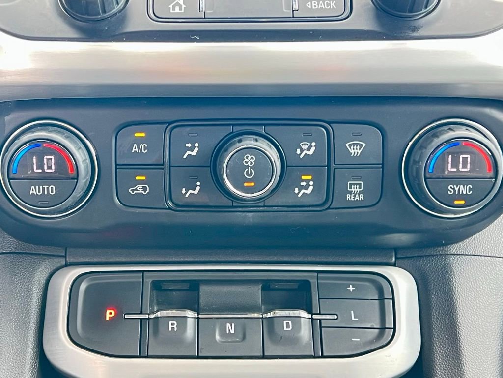 Used 2023 GMC Acadia SLT image 31