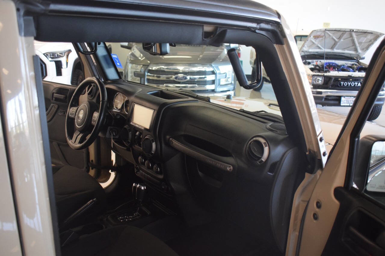 Used 2016 Jeep Wrangler Unlimited Sport w/ Quick Order Package 24S AWD/4WD image 43