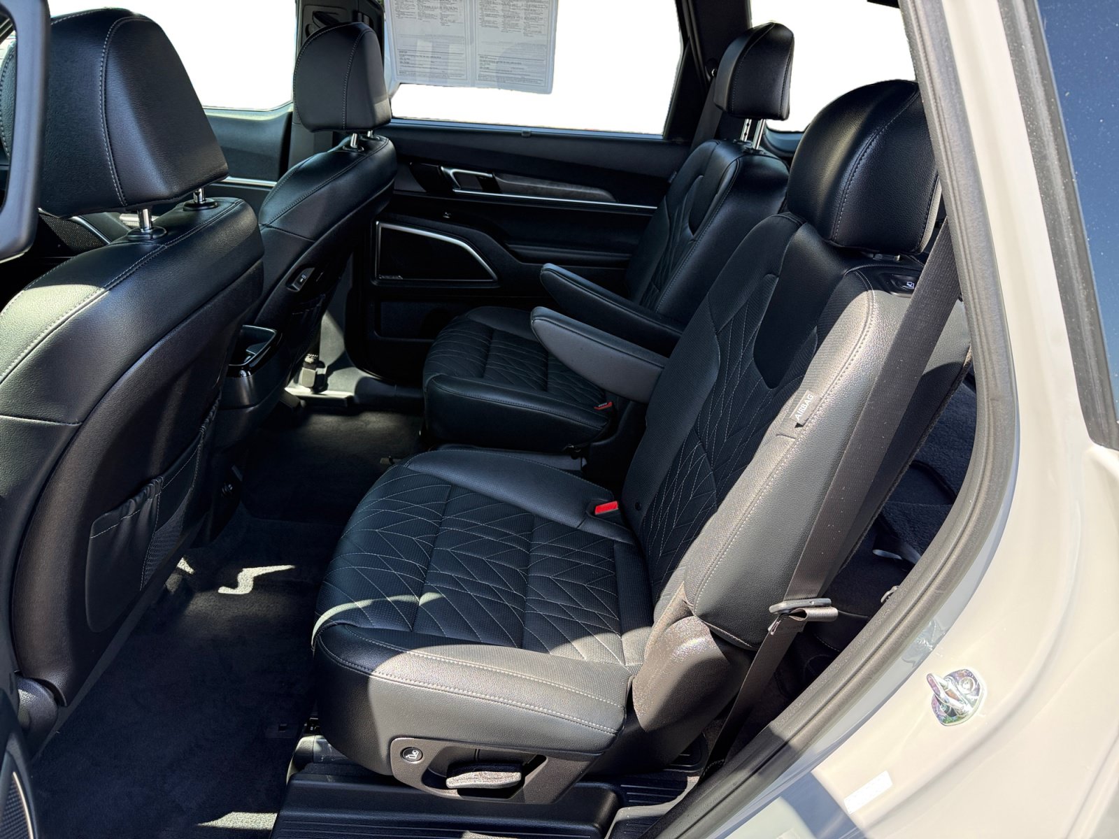 Used 2025 Kia Telluride SX X-Line AWD/4WD image 16