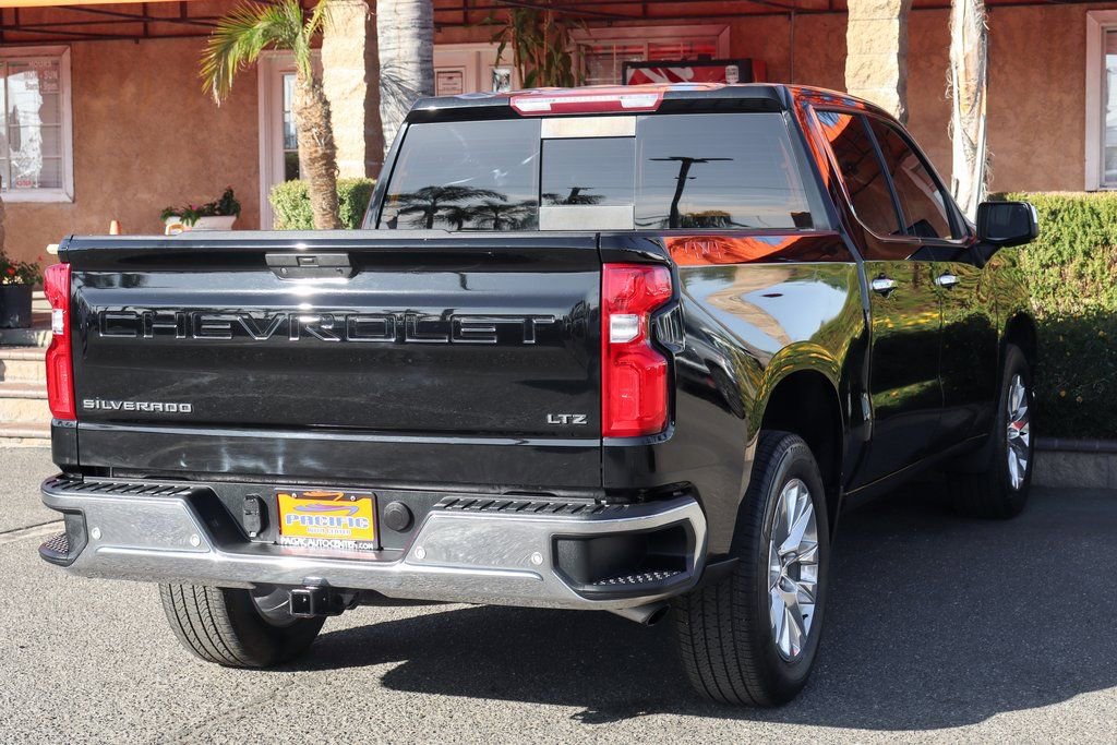 Used 2019 Chevrolet Silverado 1500 LTZ w/ LTZ Plus Package AWD/4WD image 10