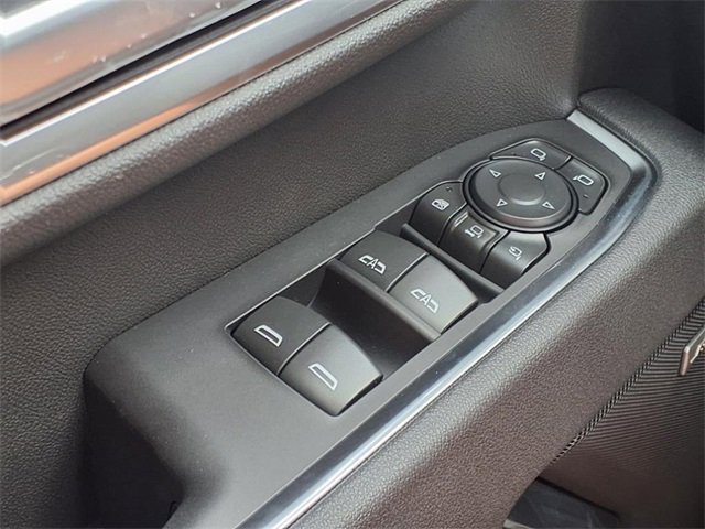 New 2025 GMC Sierra 2500 SLT w/ SLT Premium Package image 16
