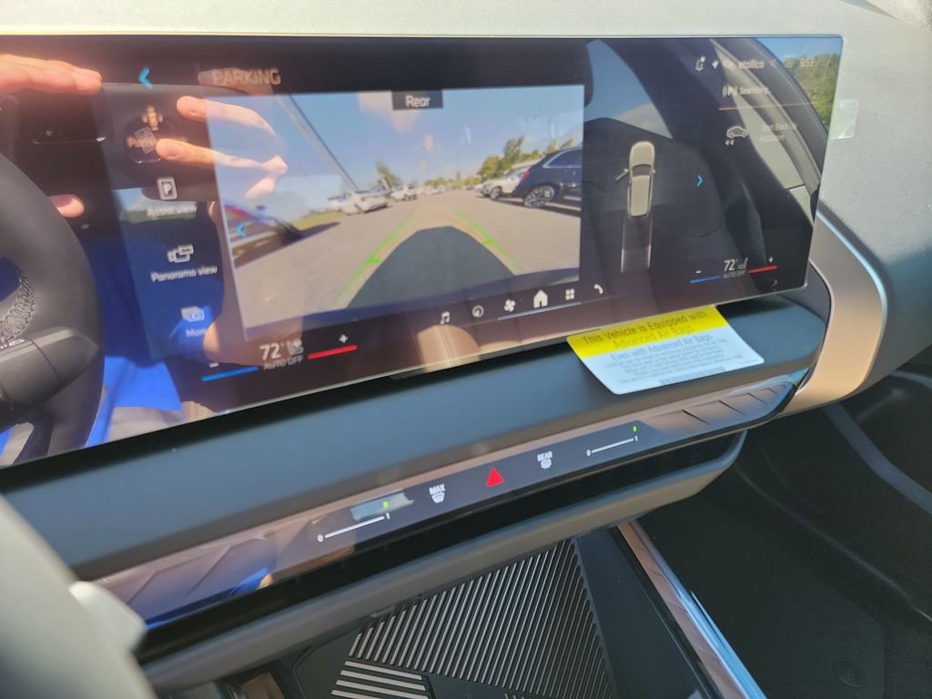 New 2025 BMW X3 xDrive30i w/ Convenience Package image 19