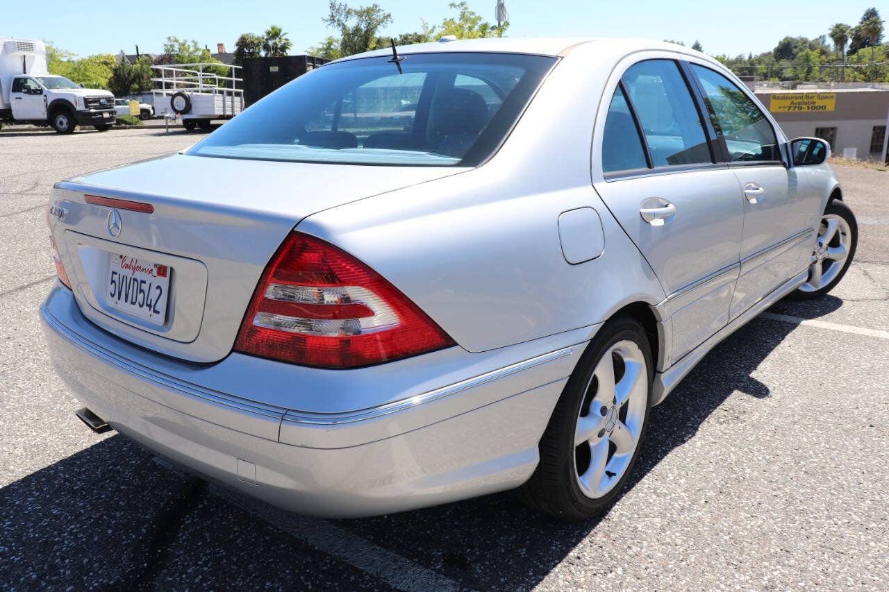 Used 2006 Mercedes-Benz C 230 Sedan image 9