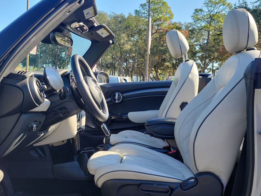 Used 2023 MINI Cooper S image 25