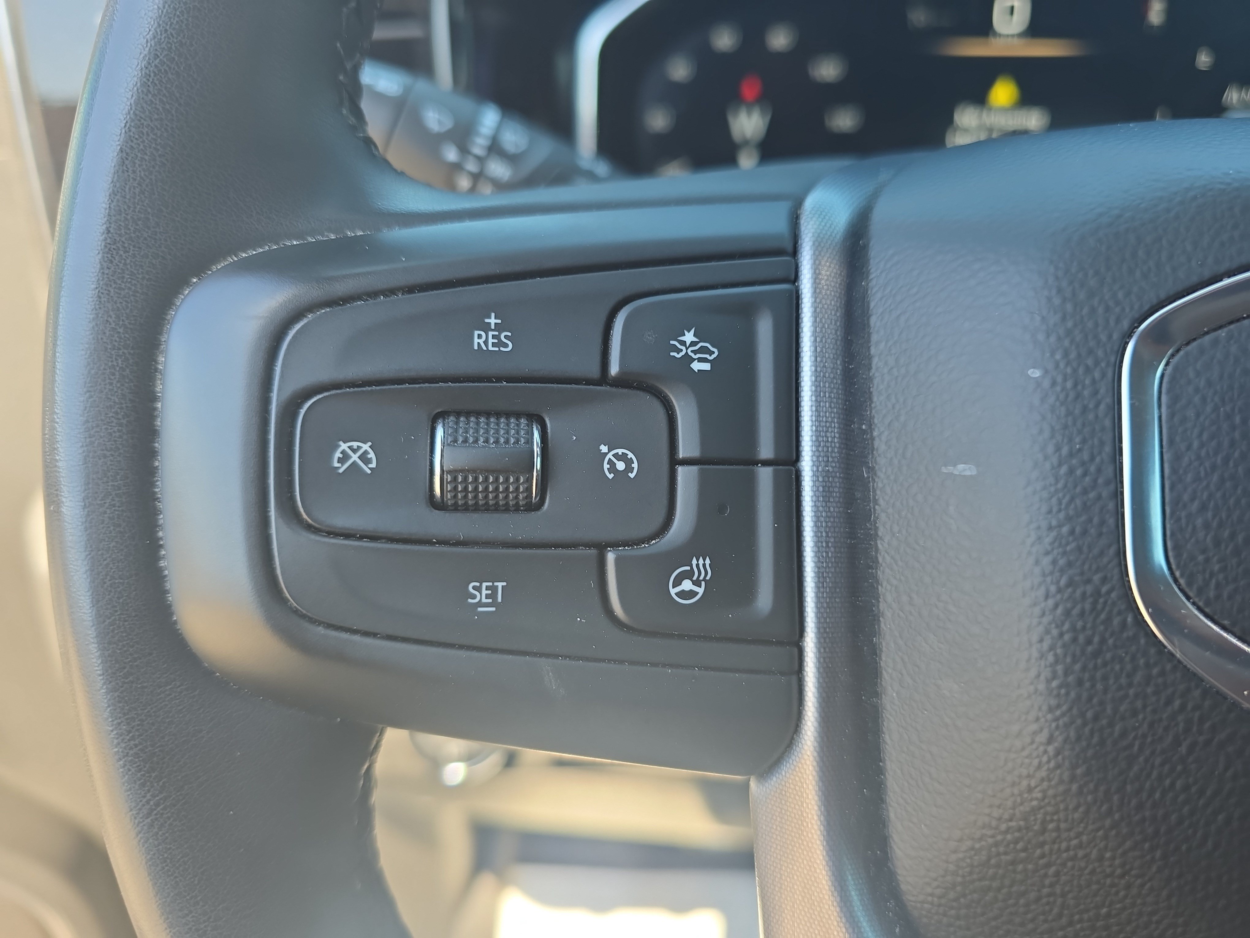 Used 2024 GMC Sierra 1500 Elevation w/ LPO, Elevation Black Package AWD/4WD image 16