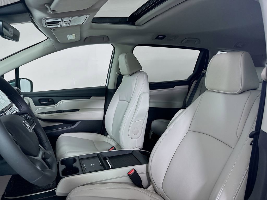 New 2026 Honda Odyssey EX-L image 8