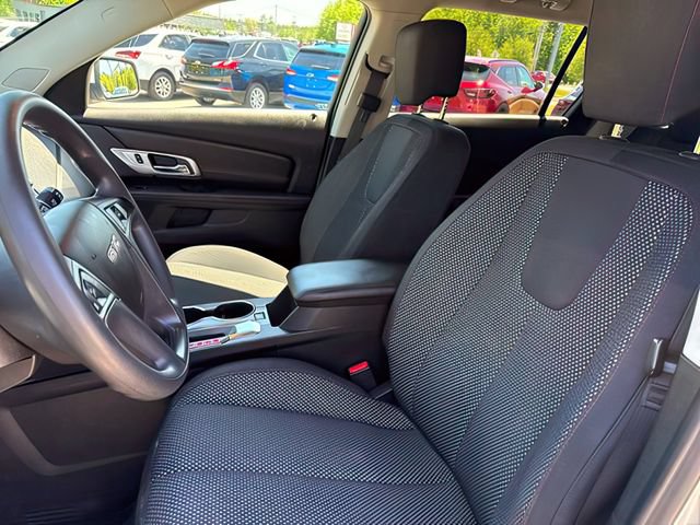 Used 2017 GMC Terrain SLE AWD/4WD image 16