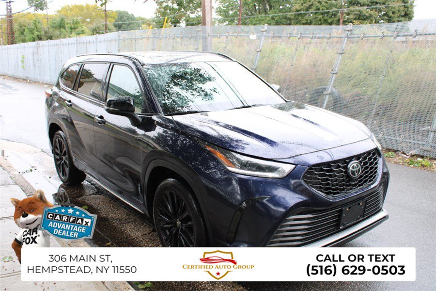 Used 2025 Toyota Highlander XSE AWD/4WD image 4