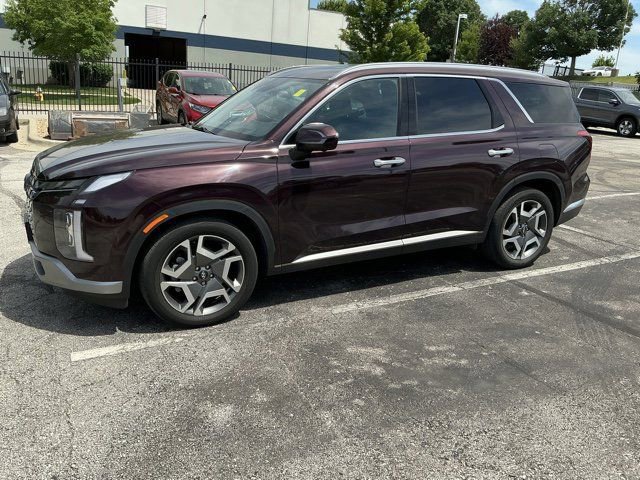 Used 2024 Hyundai Palisade Limited FWD image 11
