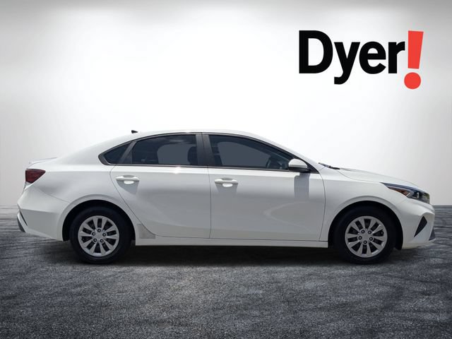 Certified 2023 Kia Forte LX FWD image 2