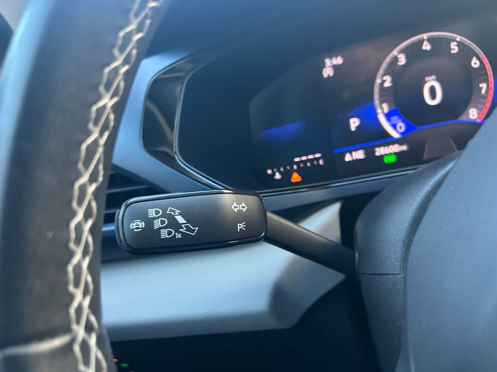 Used 2023 Volkswagen Taos SE image 24