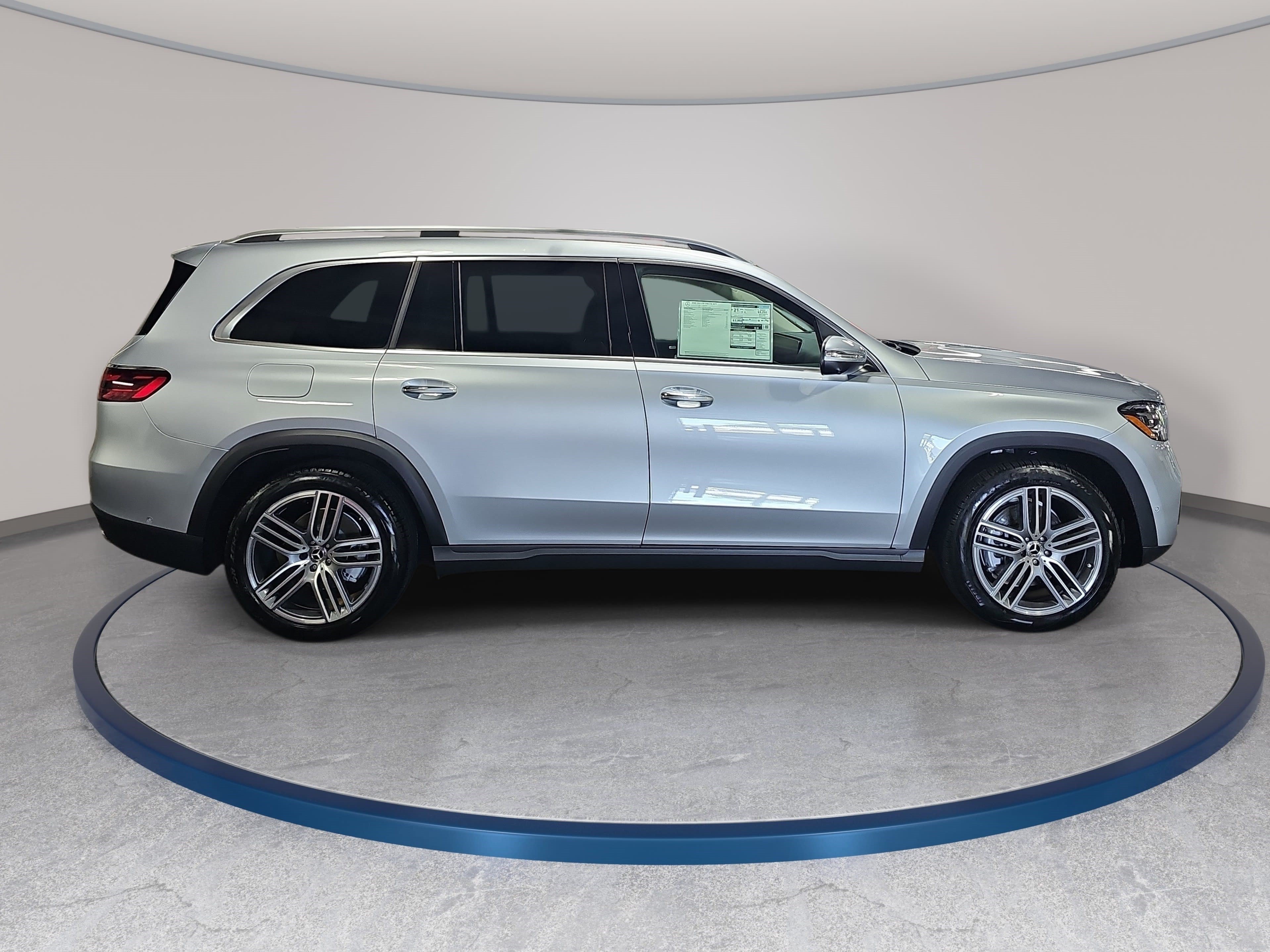 New 2026 Mercedes-Benz GLS 450 4MATIC image 4