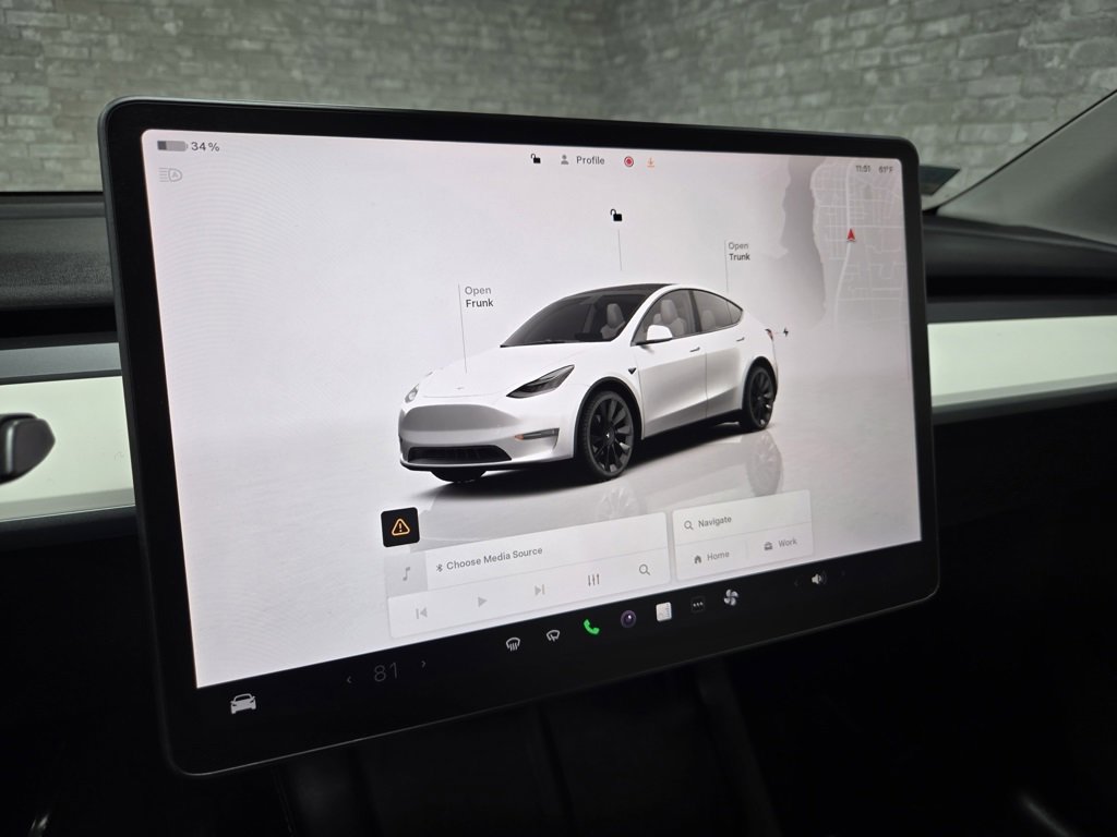 Used 2023 Tesla Model Y Long Range image 19