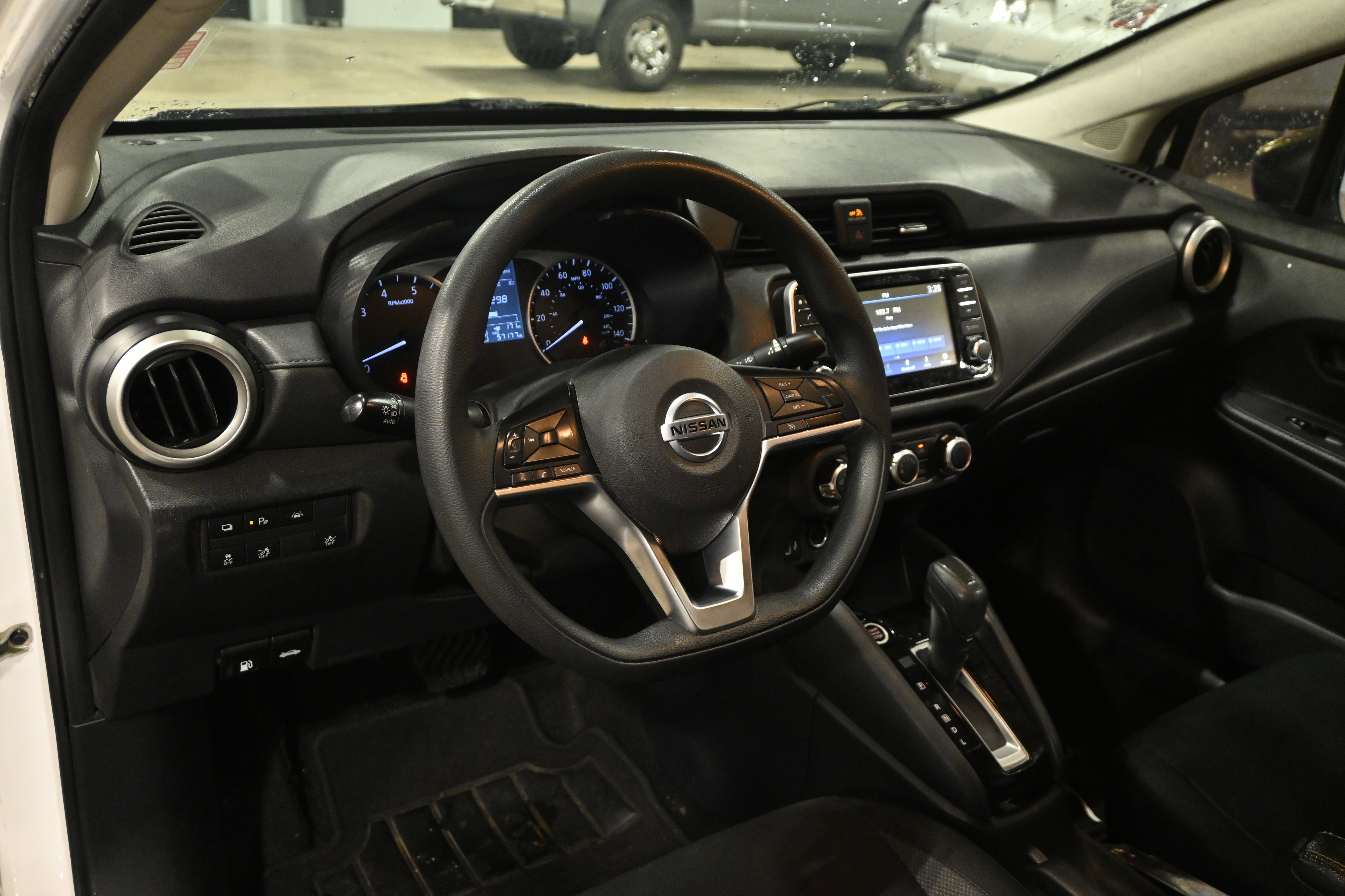 Used 2020 Nissan Versa S FWD image 11