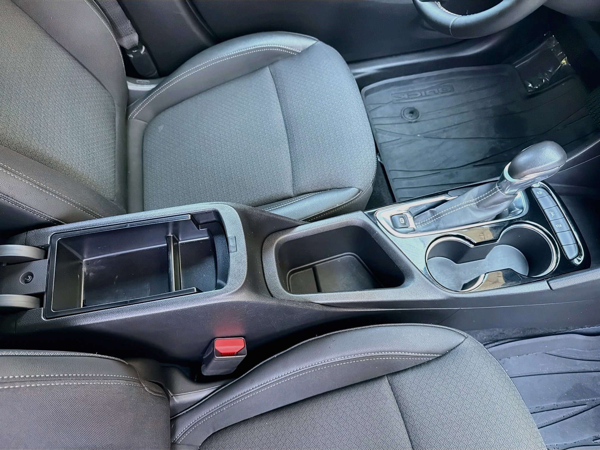 Used 2024 Buick Encore GX Preferred w/ Comfort Package FWD image 29