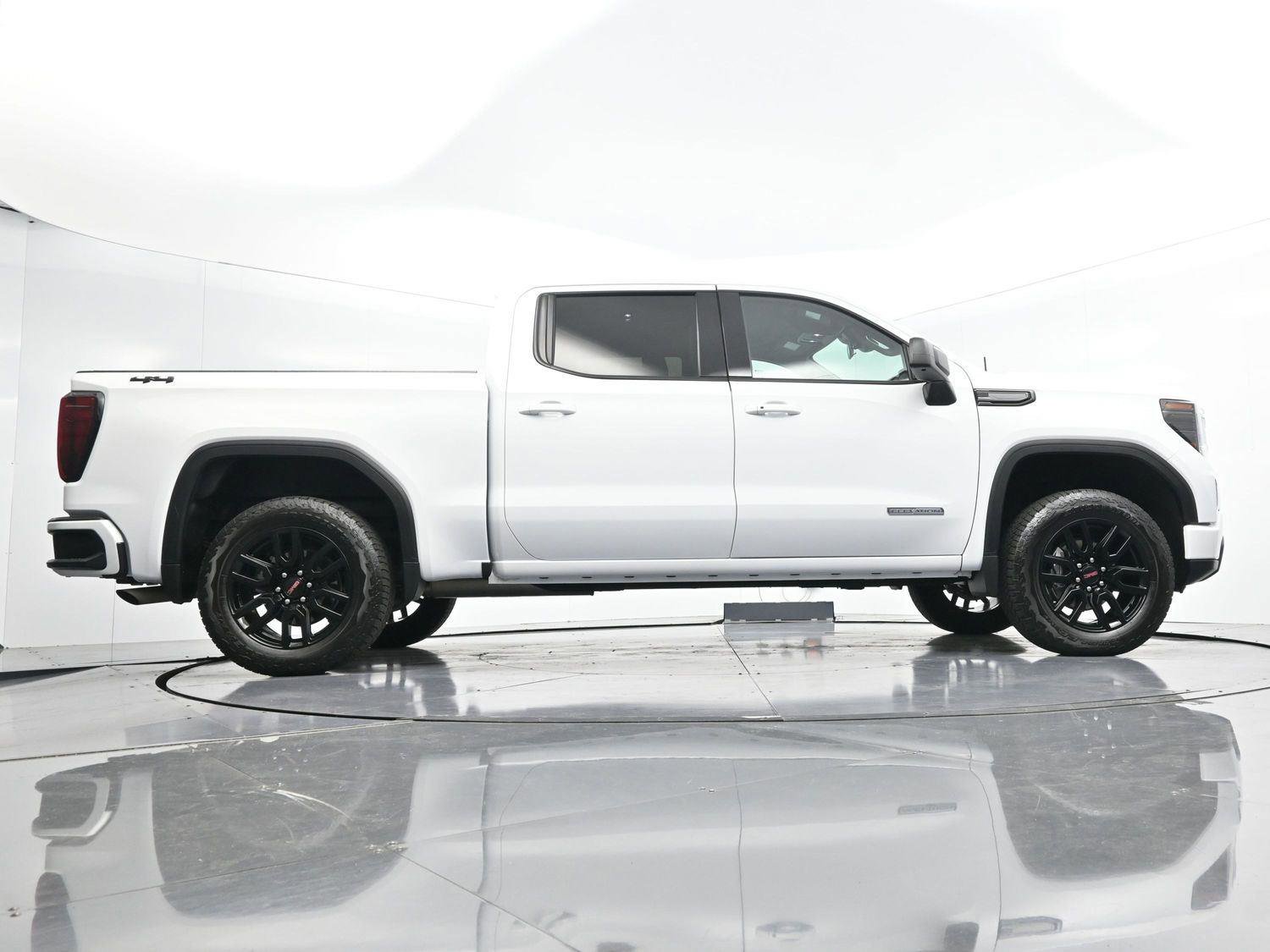 Used 2024 GMC Sierra 1500 Elevation image 45