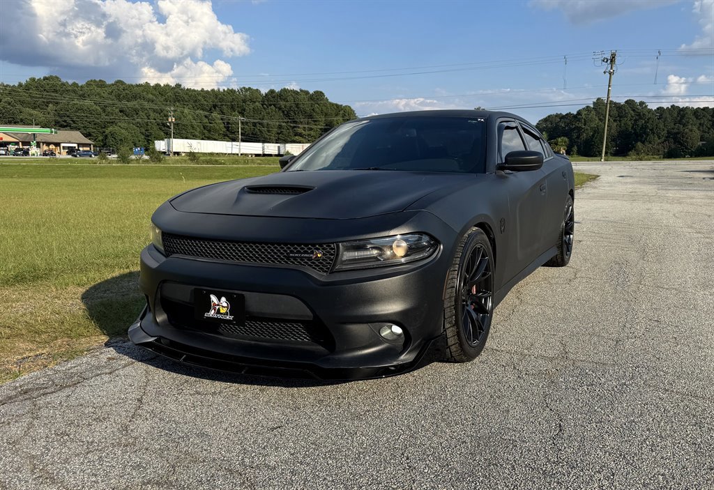 Used 2017 Dodge Charger R/T Scat Pack w/ Dynamics Package RWD image 3