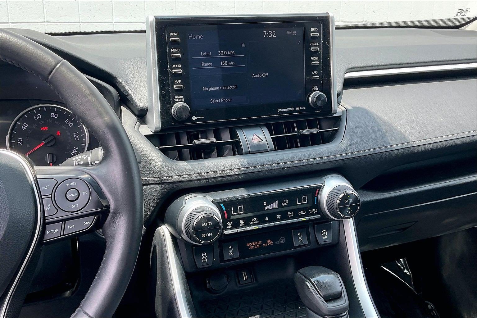 Used 2020 Toyota RAV4 XLE w/ Convenience Package AWD/4WD image 7