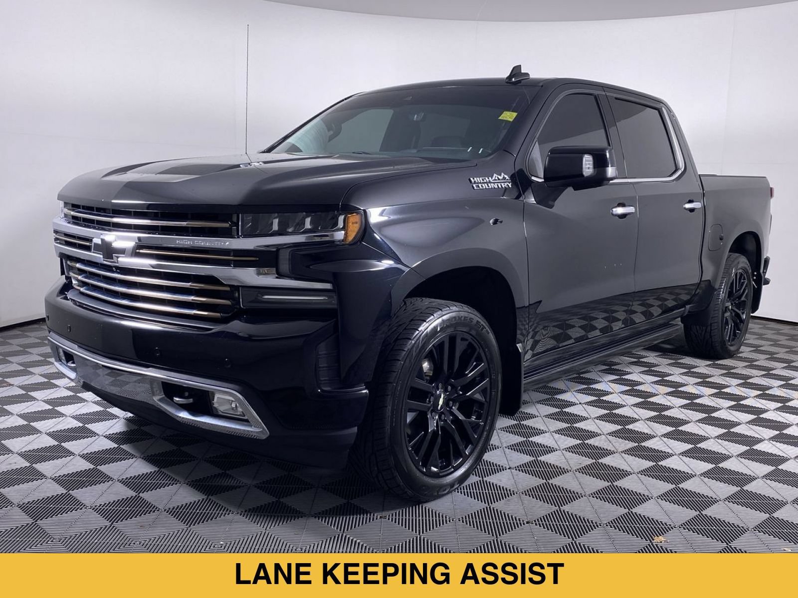 Certified 2021 Chevrolet Silverado 1500 High Country w/ Technology Package AWD/4WD image 18