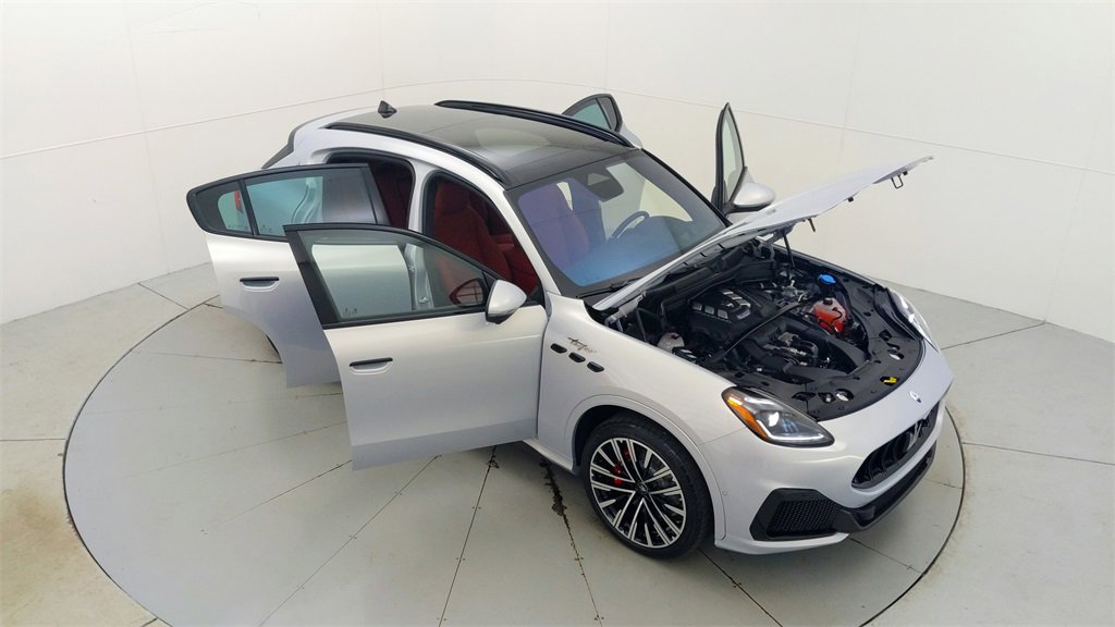 New 2024 Maserati Grecale Trofeo image 26