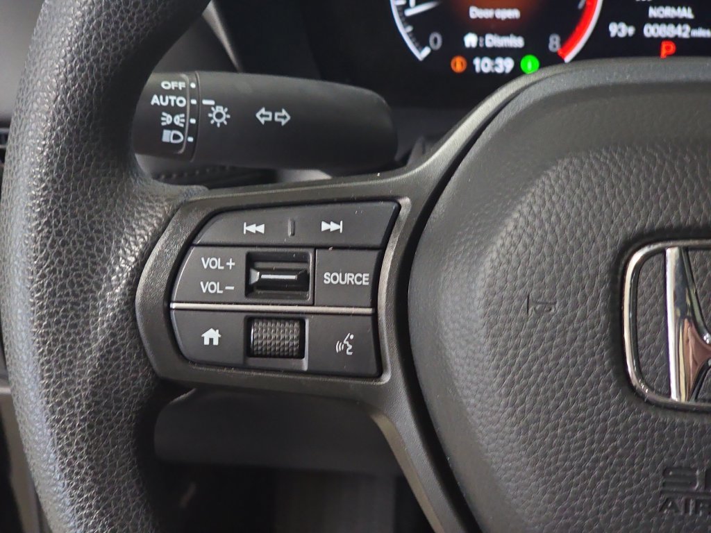 Used 2025 Honda HR-V LX image 20