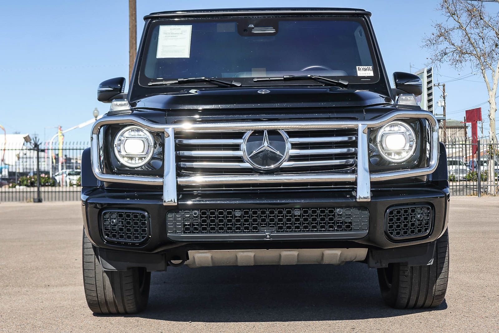 Used 2025 Mercedes-Benz G 550 image 2