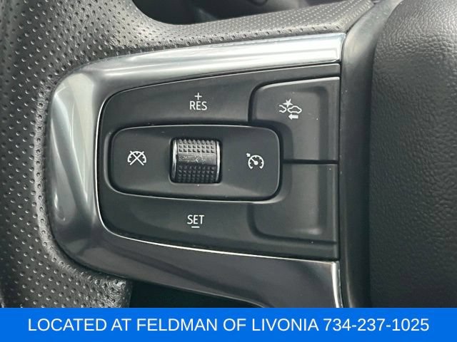 Used 2025 Chevrolet Blazer LT AWD/4WD image 36