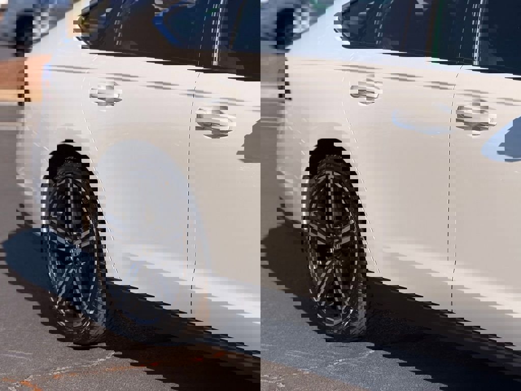 Used 2024 Honda Accord Sport image 9