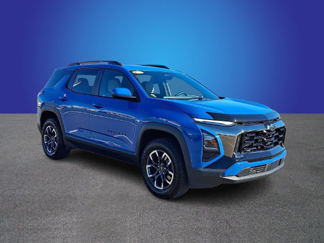 Used 2025 Chevrolet Equinox ACTIV FWD image 3