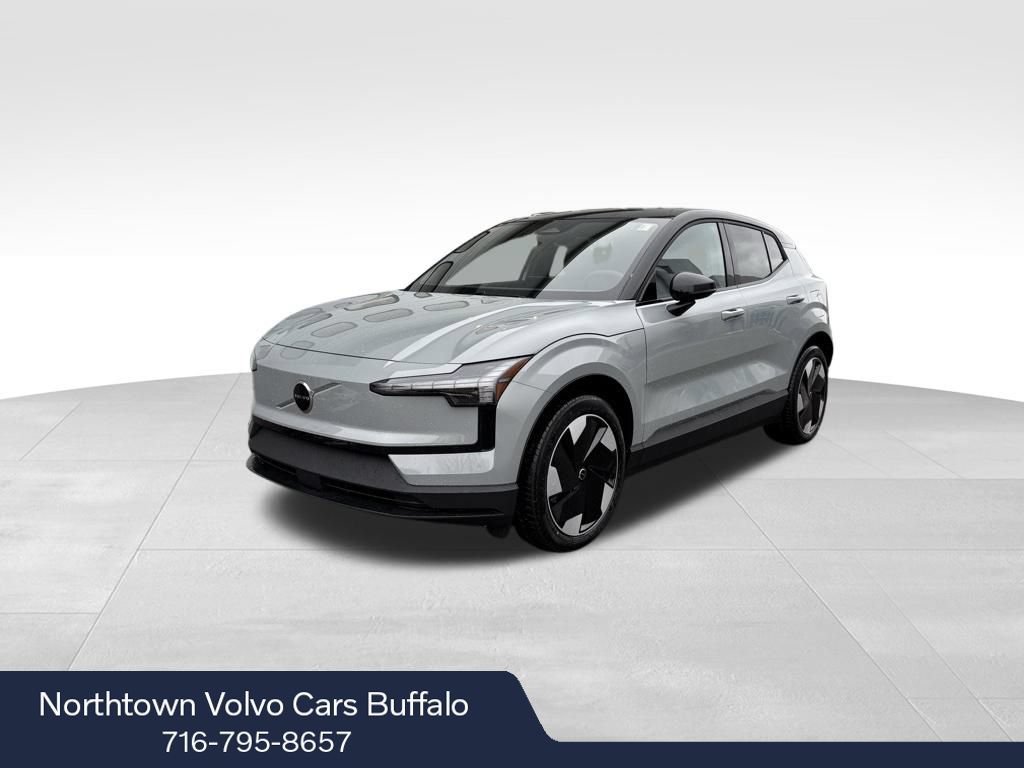 New 2026 Volvo EX30 Plus w/ Climate Package