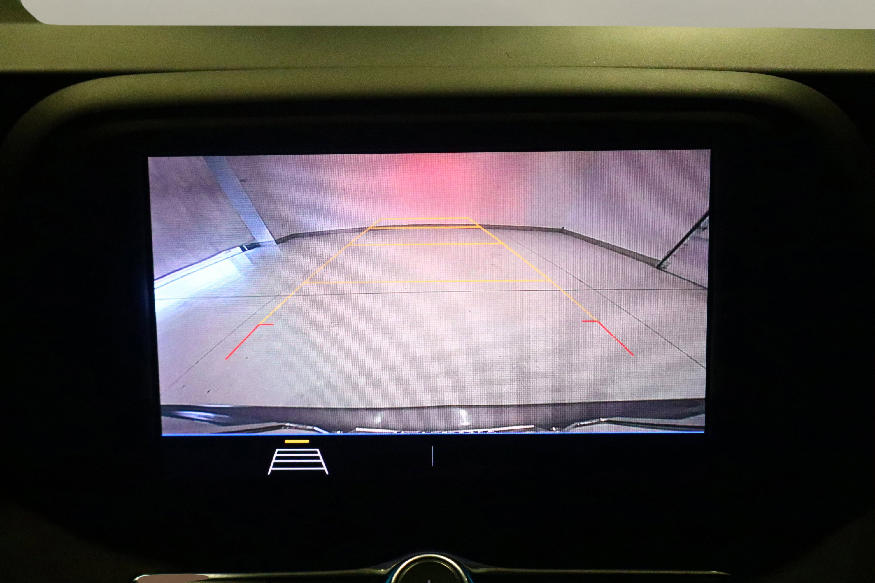 Used 2020 Chevrolet Camaro LT image 27