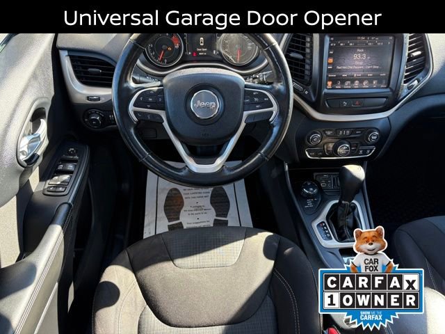 Used 2016 Jeep Cherokee Latitude w/ Comfort/Convenience Group image 11