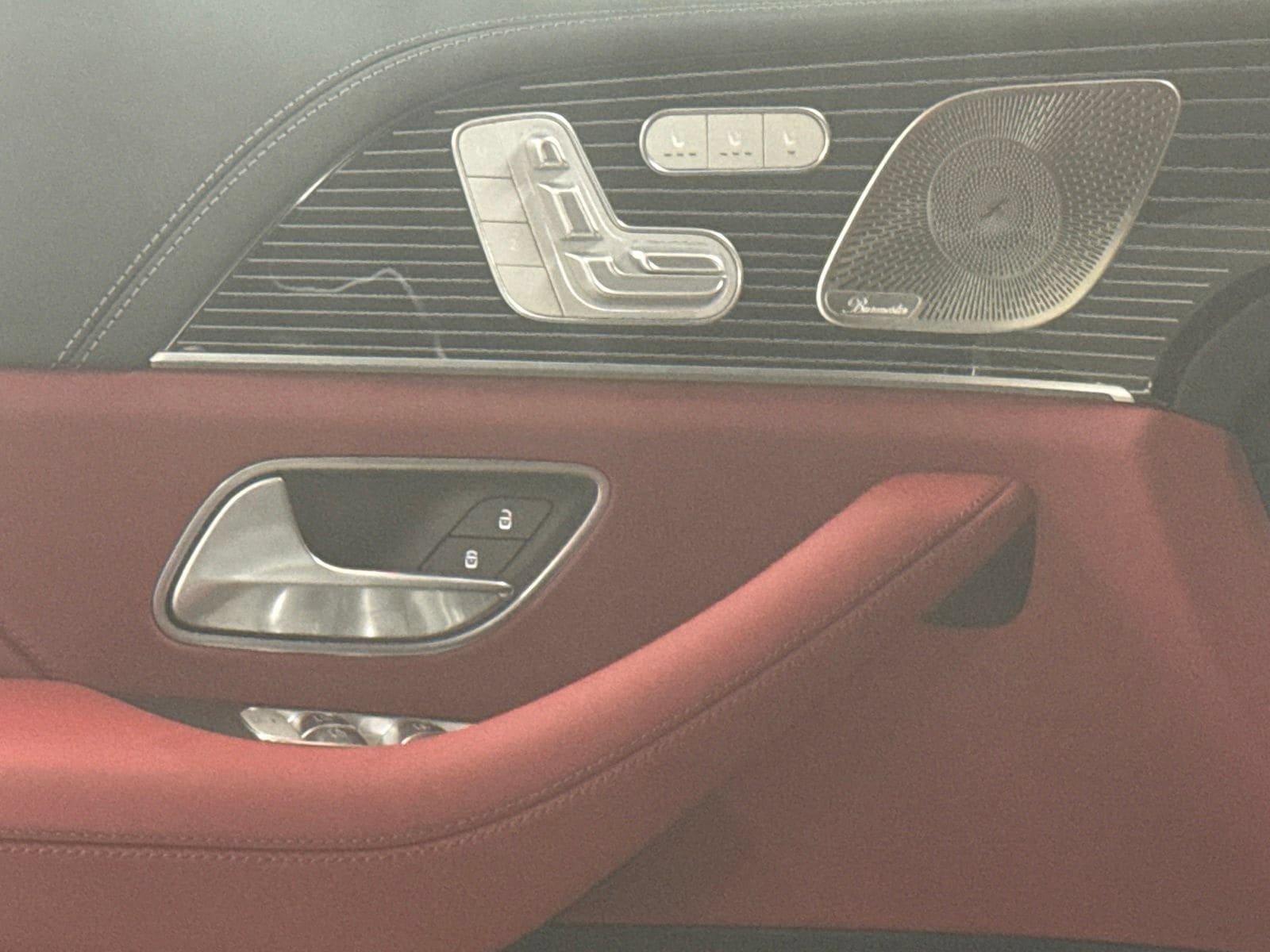 New 2026 Mercedes-Benz Maybach GLS 600 4MATIC image 21