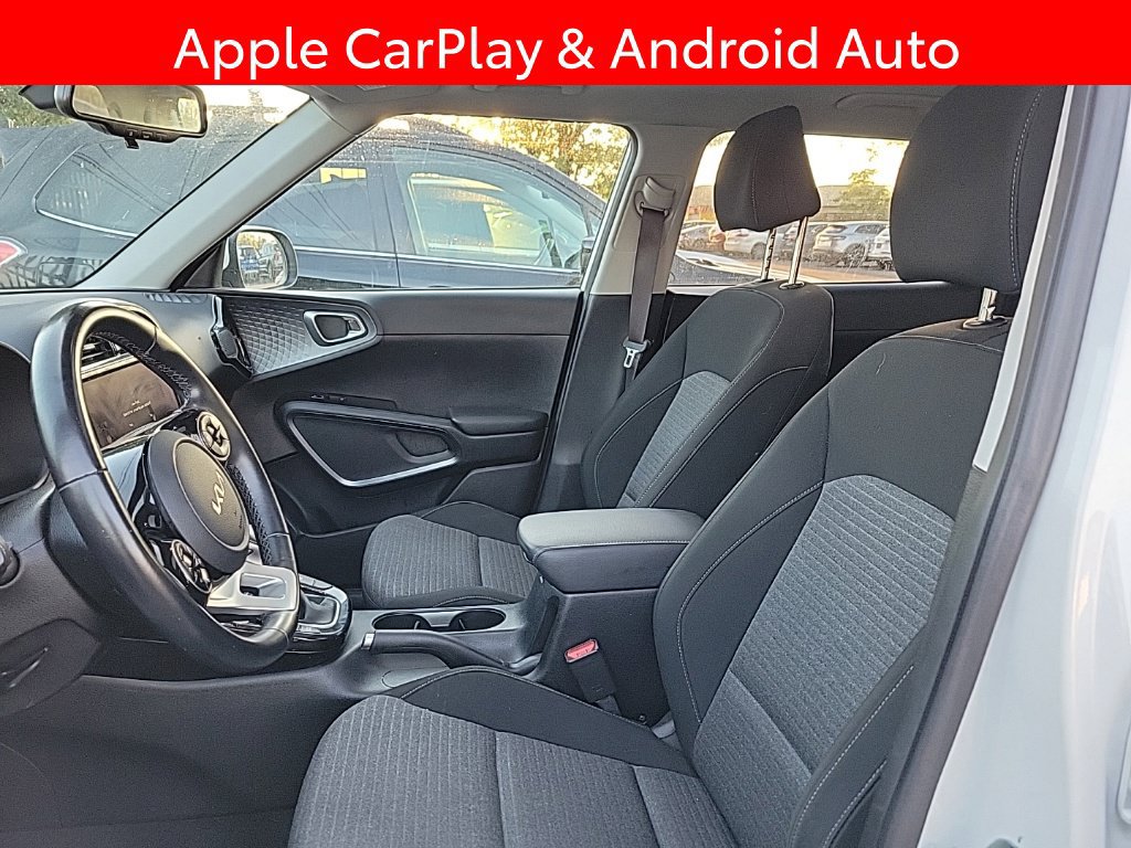 Used 2022 Kia Soul EX FWD image 6