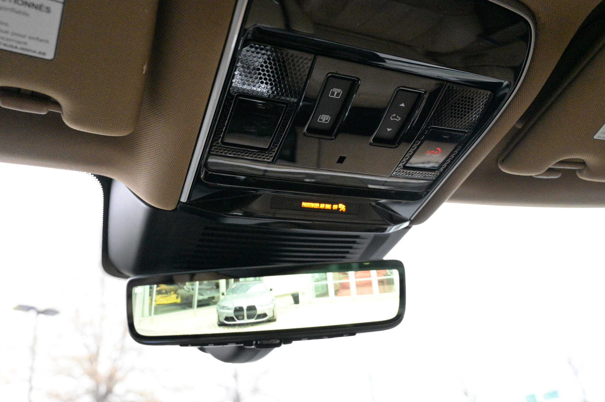 Used 2023 Land Rover Range Rover SE image 30