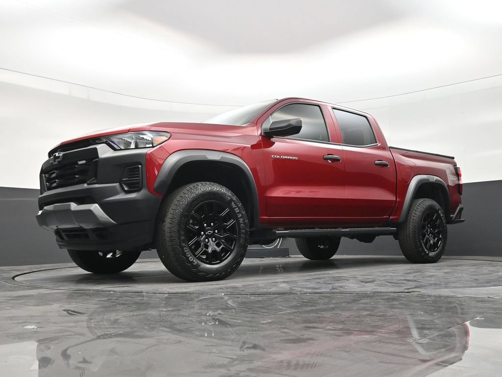 Used 2024 Chevrolet Colorado Trail Boss w/ Advanced Trailering Package AWD/4WD image 20