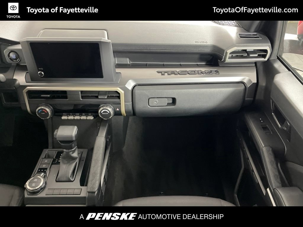 Used 2025 Toyota Tacoma SR5 AWD/4WD image 16