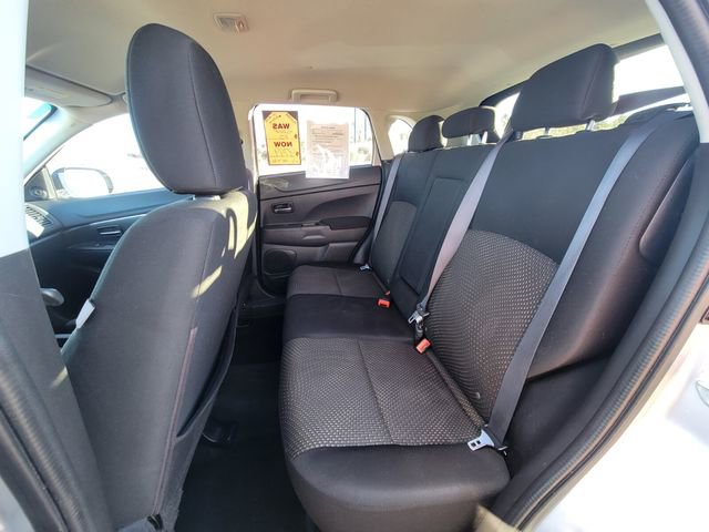 Used 2016 Mitsubishi Outlander Sport ES image 12