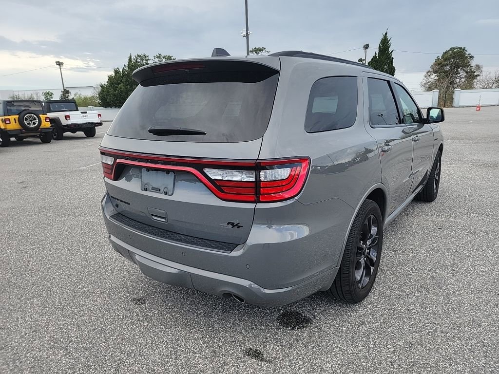 Used 2025 Dodge Durango R/T w/ Blacktop Package image 6