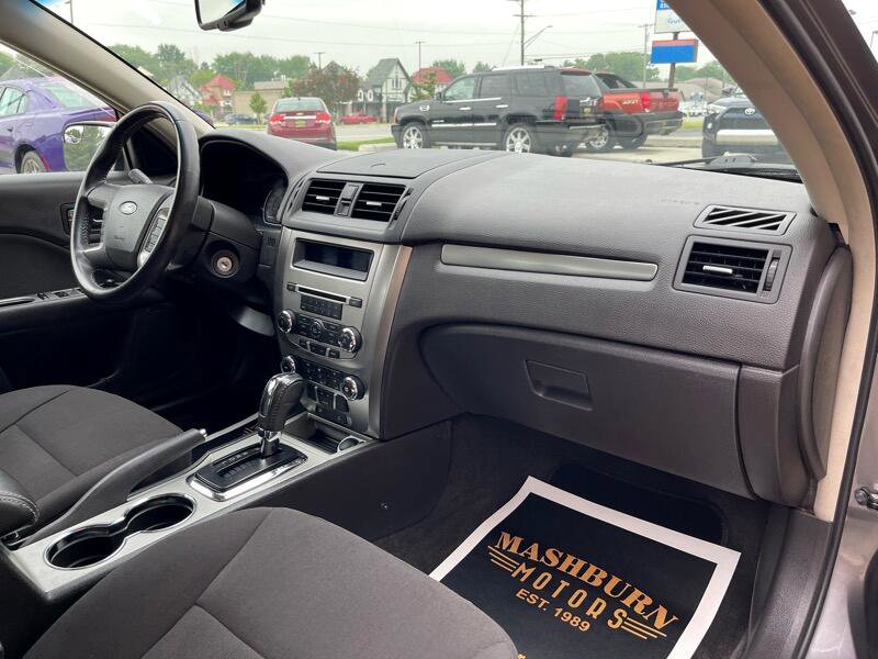 Used 2011 Ford Fusion Hybrid image 43